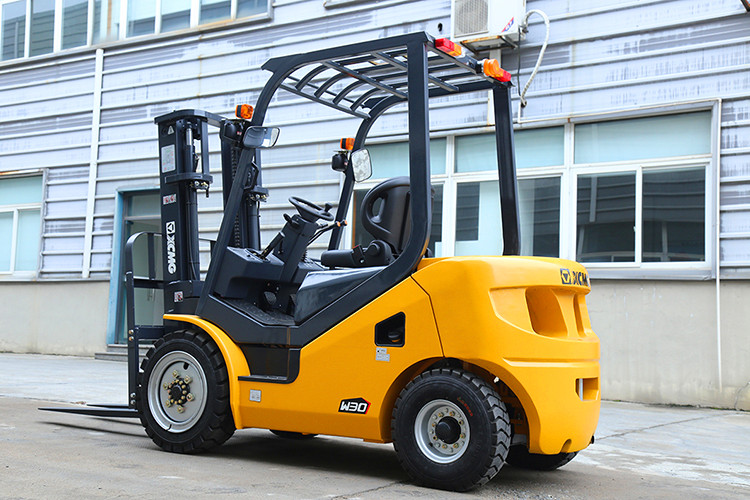 XCMG Official 1.5 Ton Portable Mini Diesel Forklift Truck FD15T Price